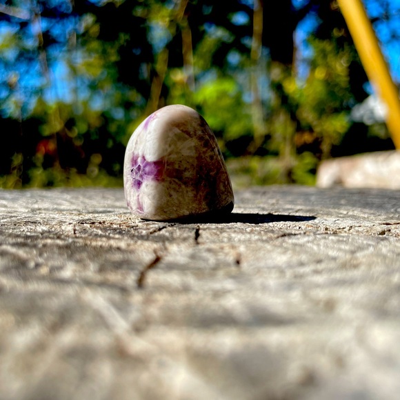 🪻Chevron Amethyst - Picture 2 of 5